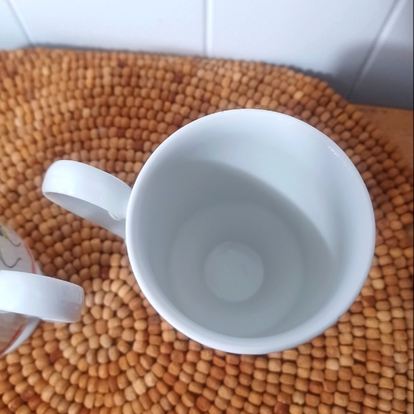 Vintage Poppy Mugs - Picture 7 of 8